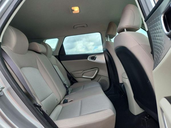 2024 KIA SOUL LX, S