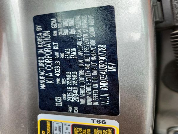 2024 KIA SOUL LX, S