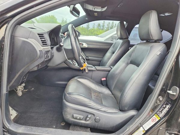 2013 LEXUS CT