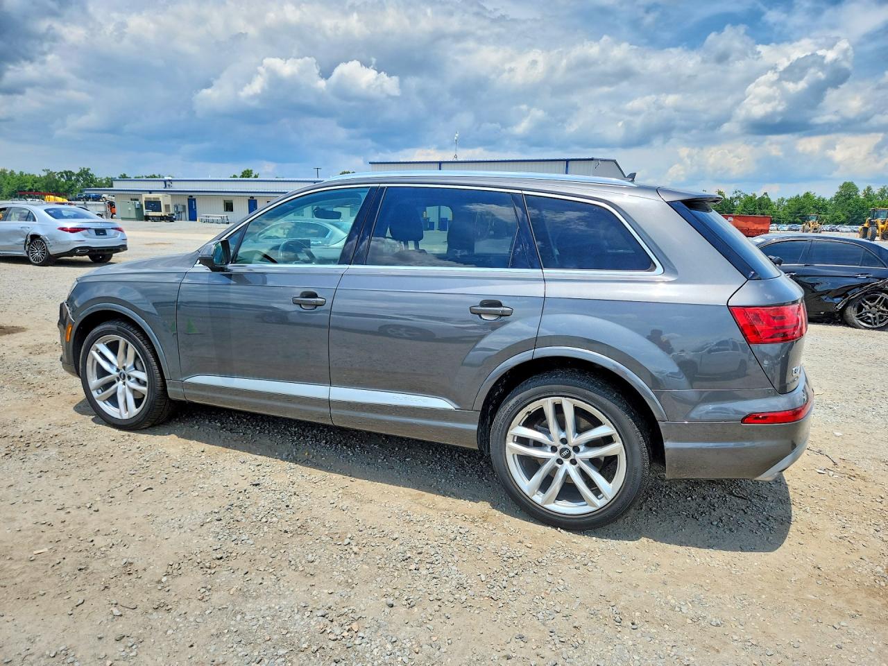 2018 AUDI Q7 quattro Prestige