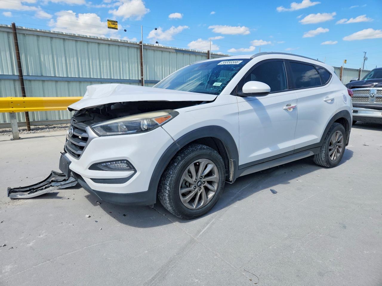 2017 HYUNDAI TUCSON