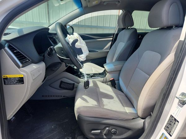 2017 HYUNDAI TUCSON