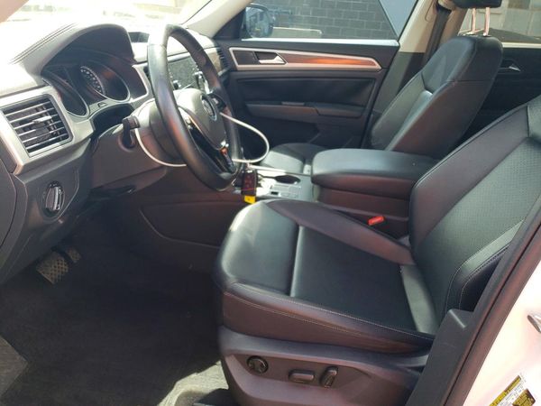 2019 VOLKSWAGEN ATLAS SE