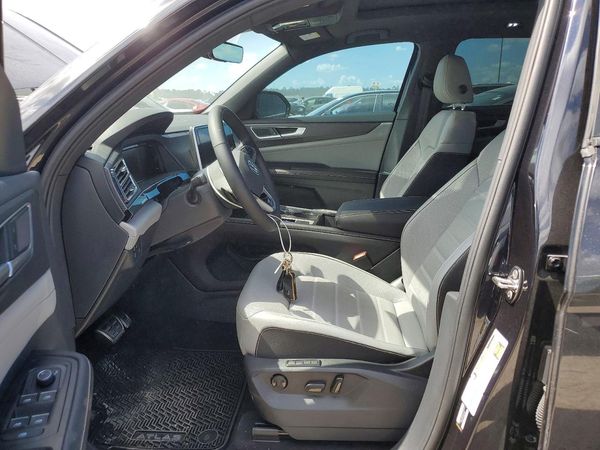 2026 VOLKSWAGEN ATLAS CROSS SPORT 4Motion SEL R-Line Black