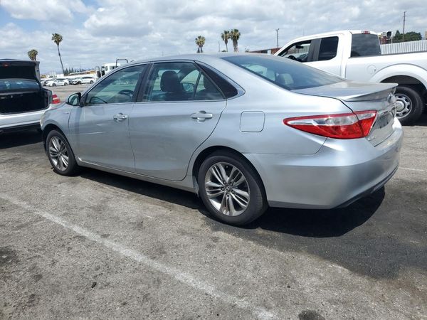 2016 TOYOTA CAMRY