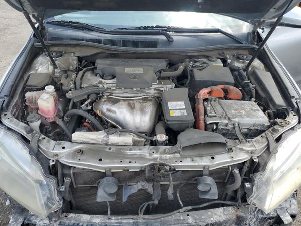 2016 TOYOTA CAMRY