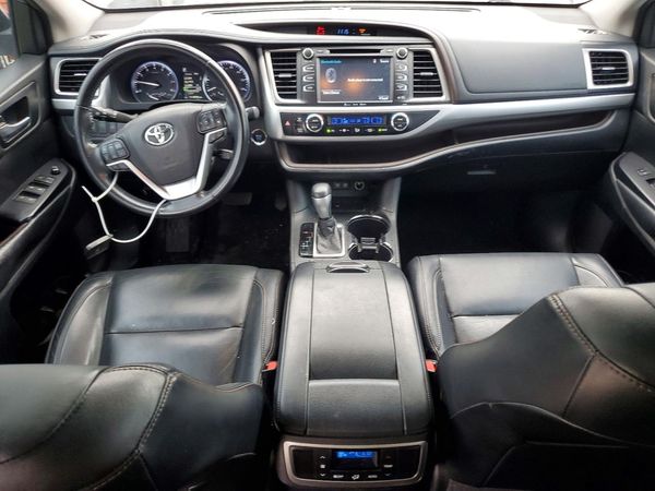 2018 TOYOTA HIGHLANDER SE/XLE