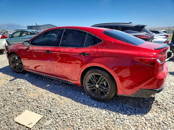 2026 TOYOTA CAMRY