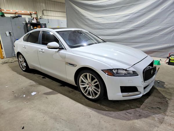 2016 JAGUAR XF Prestige