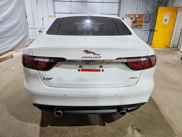 2016 JAGUAR XF Prestige