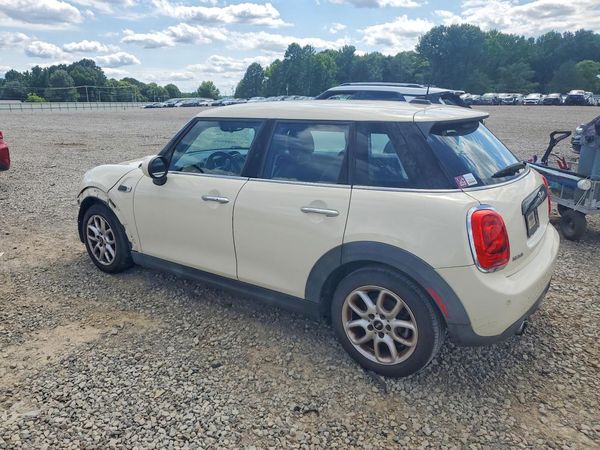 2017 MINI COOPER
