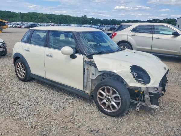 2017 MINI COOPER