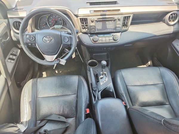 2015 TOYOTA RAV4 XLE (M Grade)