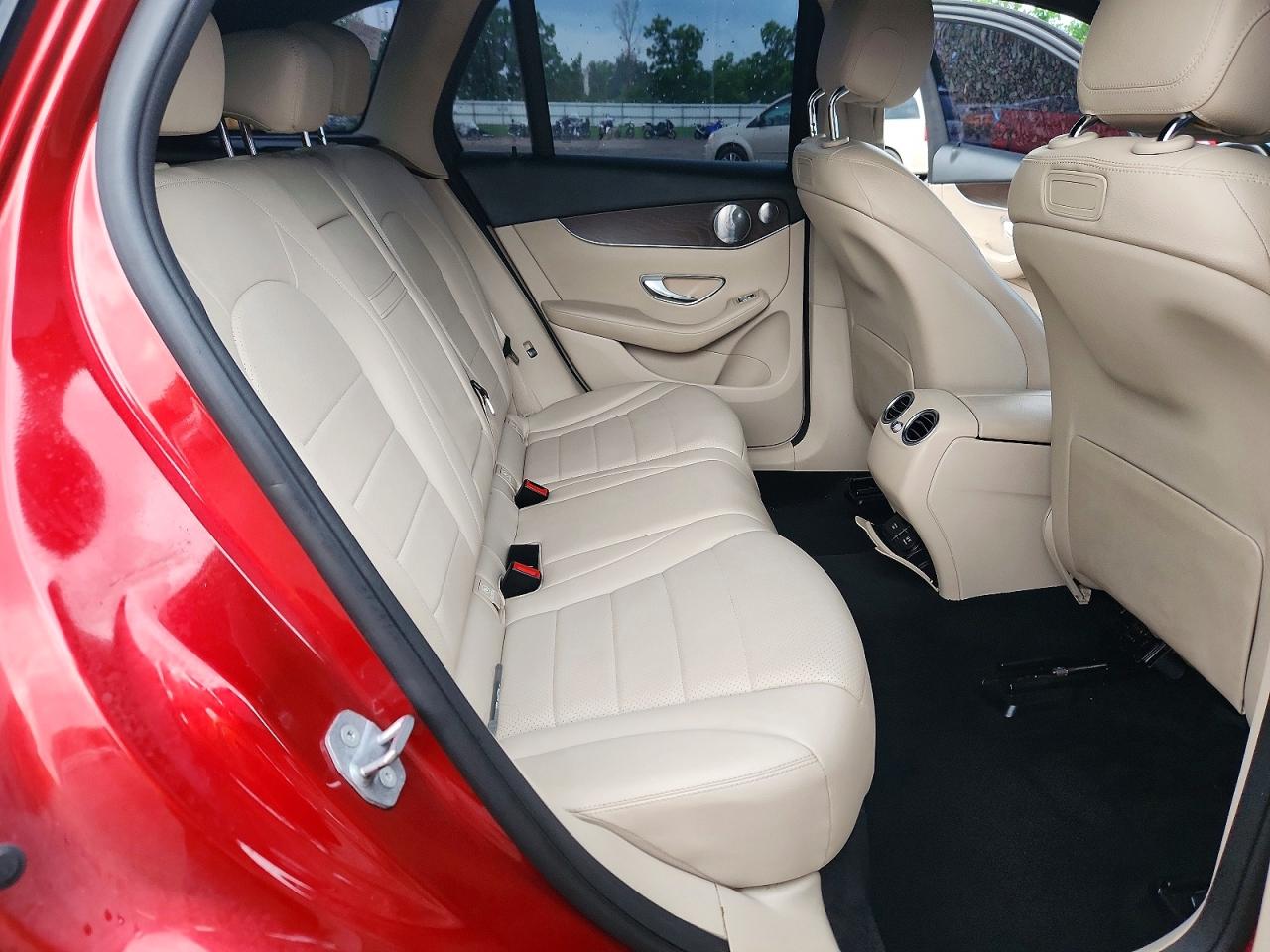2018 MERCEDES-BENZ GLC GLC 300-4M