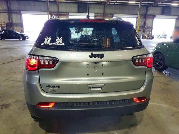 2022 JEEP COMPASS