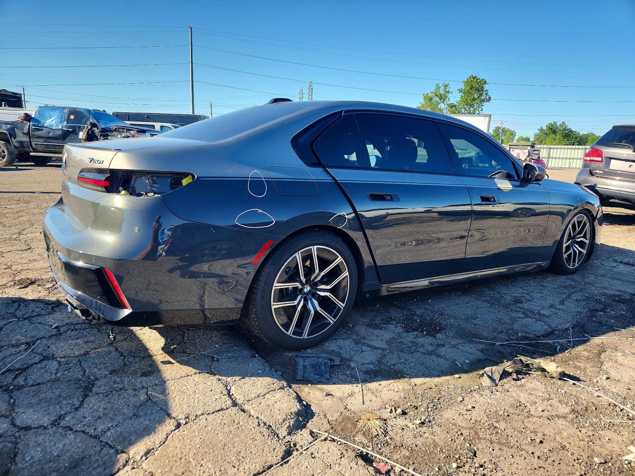 2023 BMW 760 xDrive