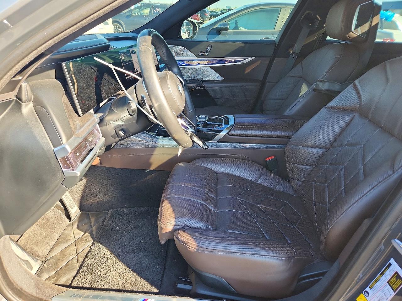 2023 BMW 760 xDrive