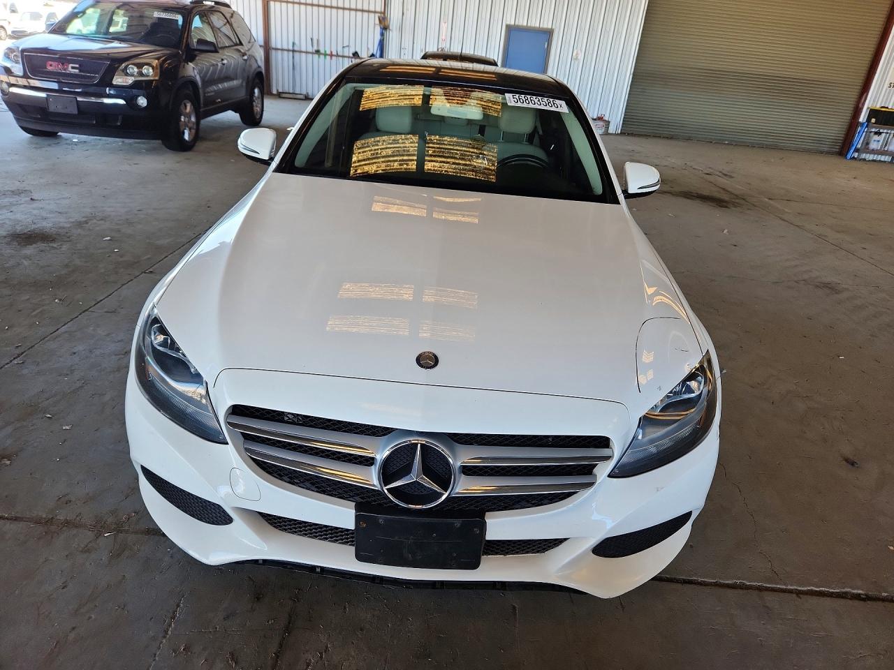 2016 MERCEDES-BENZ C C300