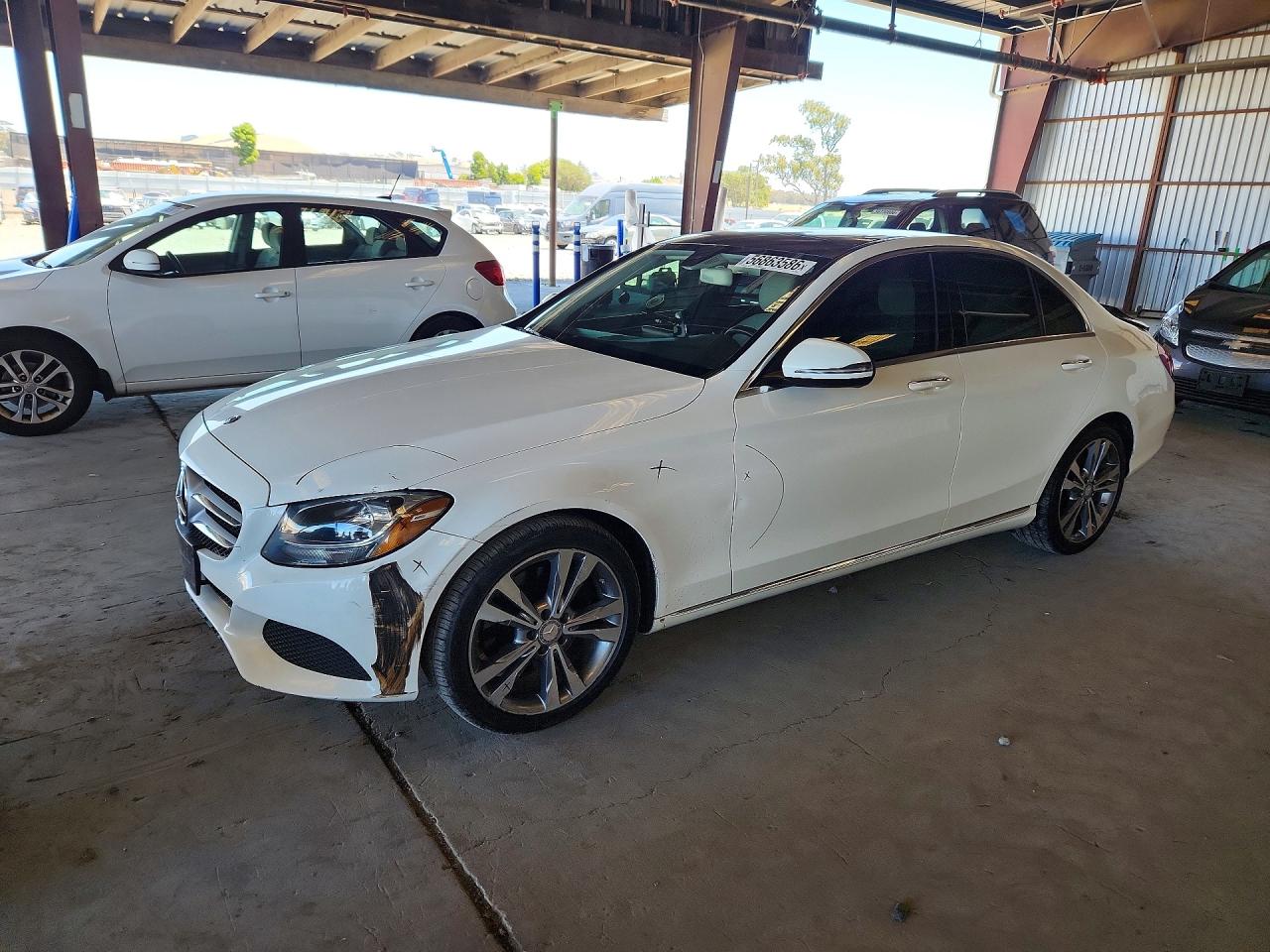2016 MERCEDES-BENZ C C300