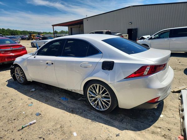 2016 LEXUS IS 300