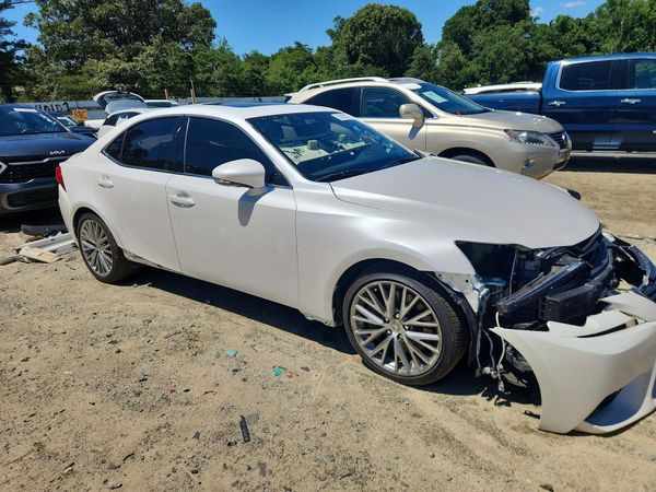 2016 LEXUS IS 300
