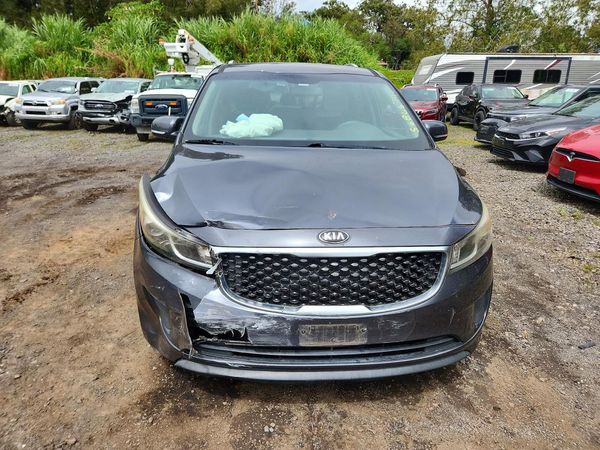 2016 KIA SEDONA LX - Middle-low