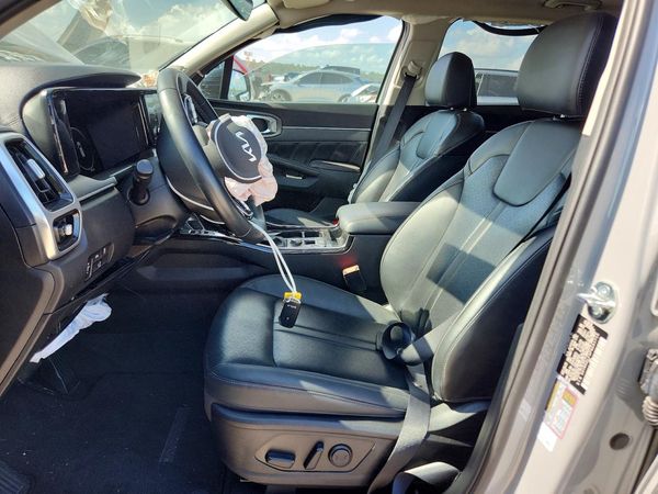 2023 KIA SORENTO