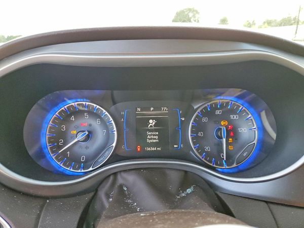 2020 CHRYSLER VOYAGER LX