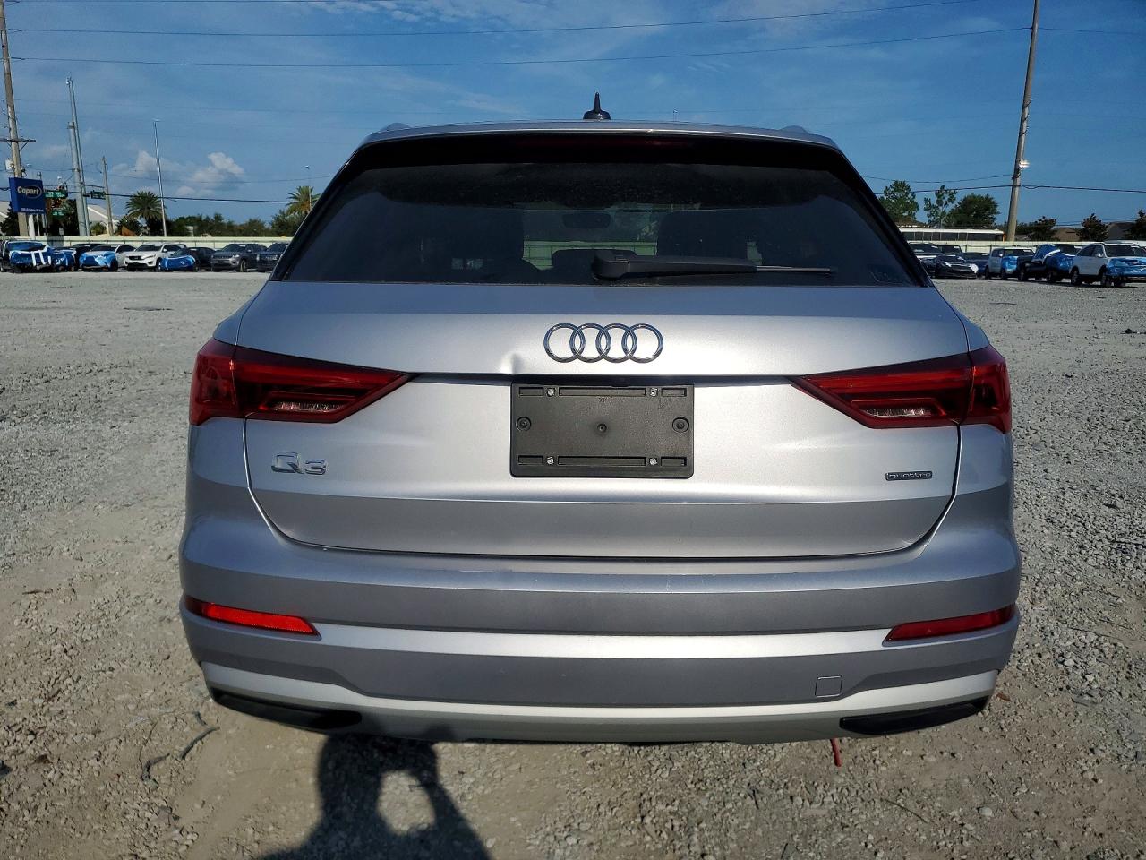 2021 AUDI Q3 quattro Premium