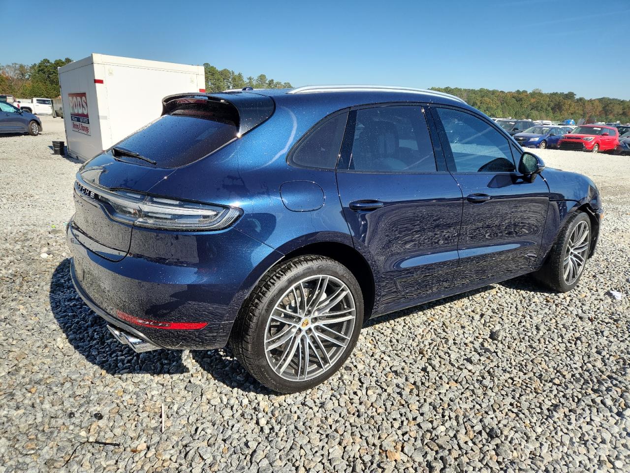 2020 PORSCHE MACAN