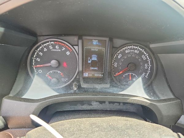 2021 TOYOTA TACOMA SR5