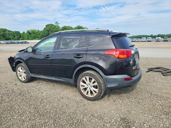 2015 TOYOTA RAV4