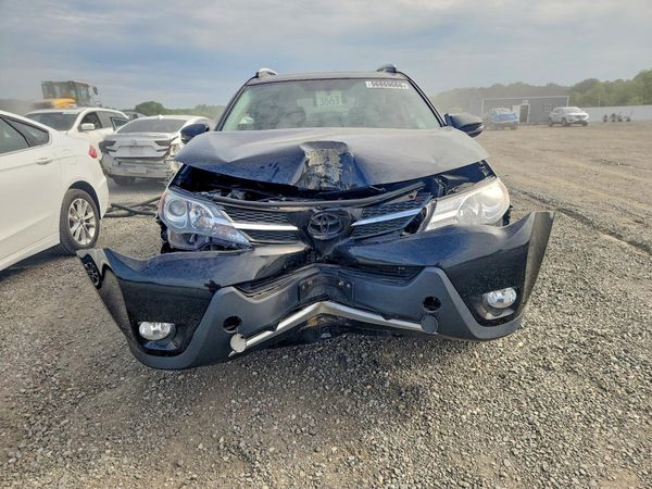 2015 TOYOTA RAV4