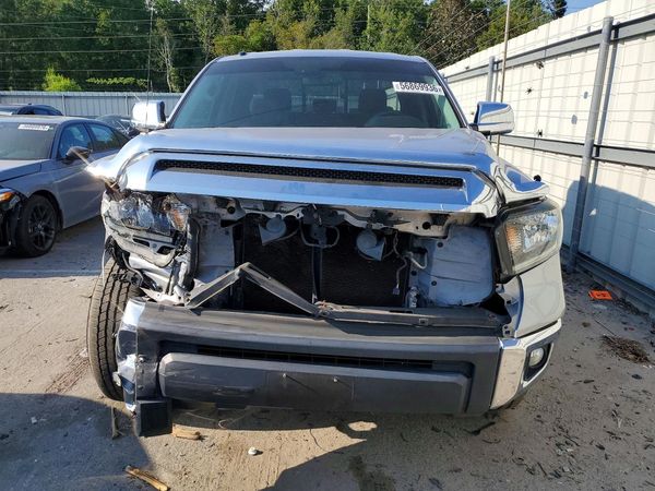 2018 TOYOTA TUNDRA SR/SR5