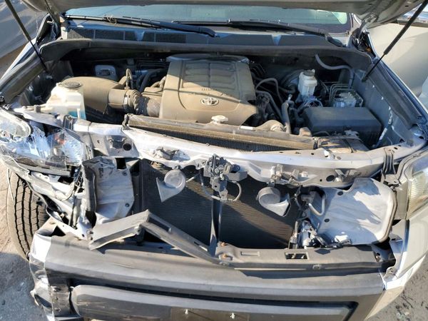 2018 TOYOTA TUNDRA SR/SR5