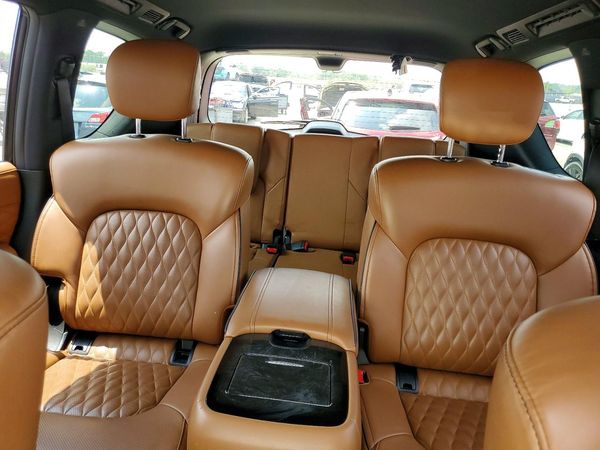 2021 INFINITI QX80 SV