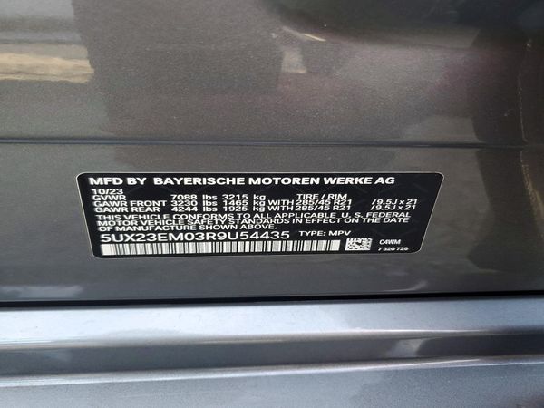 2024 BMW X7 xDrive40i