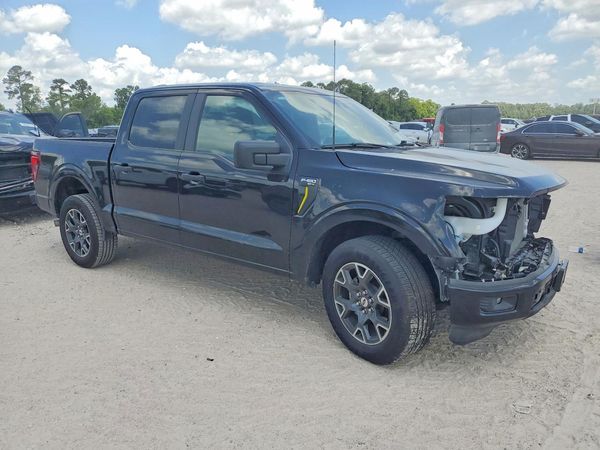2025 FORD F150
