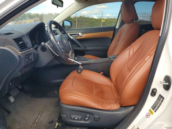 2016 LEXUS CT 200h