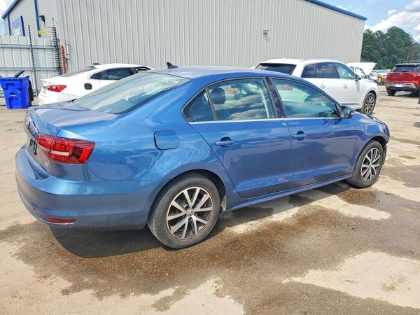 2017 VOLKSWAGEN JETTA SE