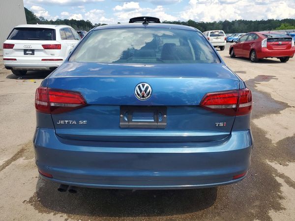 2017 VOLKSWAGEN JETTA SE