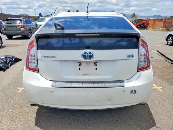 2013 TOYOTA PRIUS