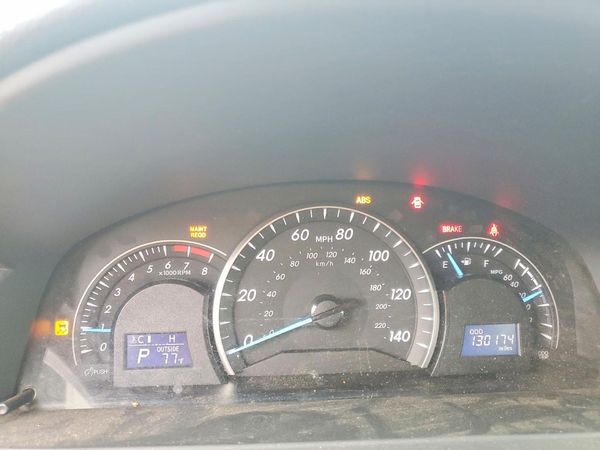2012 TOYOTA CAMRY