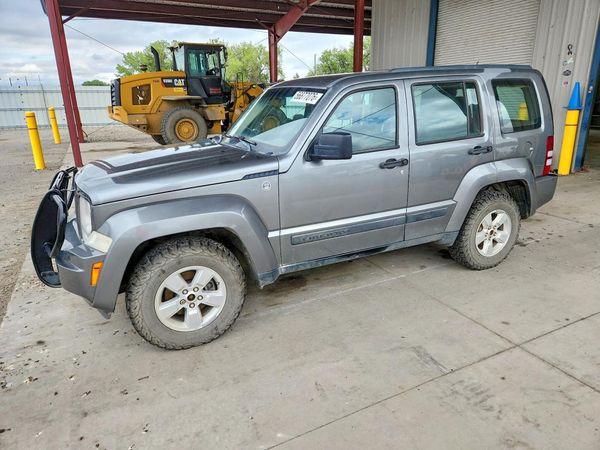 2012 JEEP LIBERTY Sport — Front 3/4