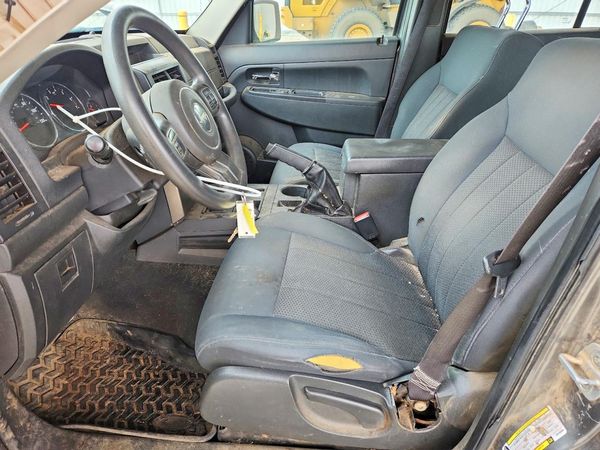 2012 JEEP LIBERTY Sport — DENT