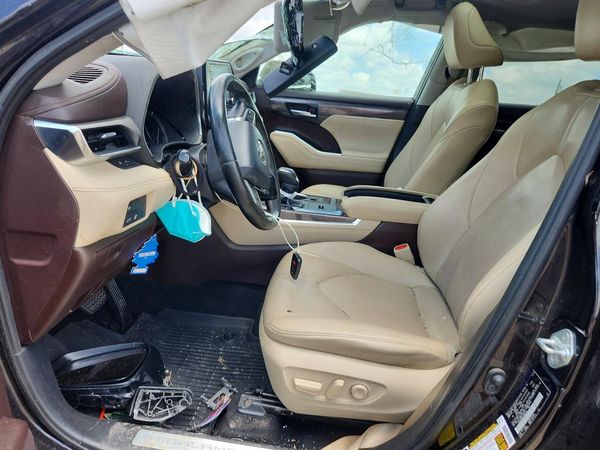 2020 TOYOTA HIGHLANDER Limited