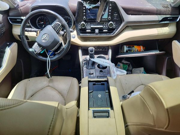 2020 TOYOTA HIGHLANDER Limited
