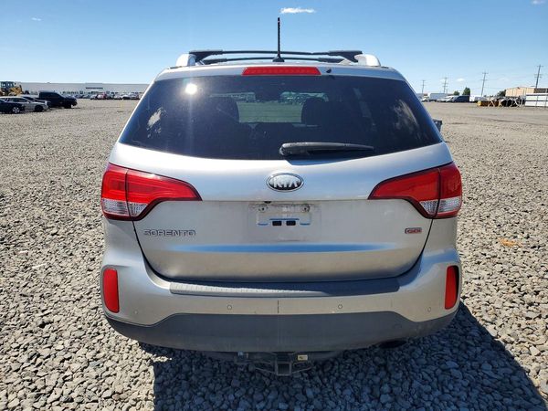 2014 KIA SORENTO Base/ LX