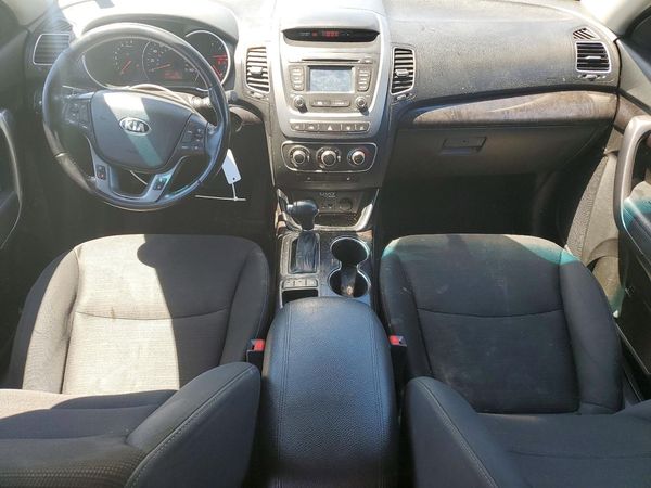 2014 KIA SORENTO Base/ LX