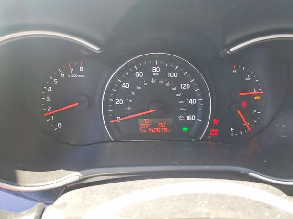 2014 KIA SORENTO Base/ LX